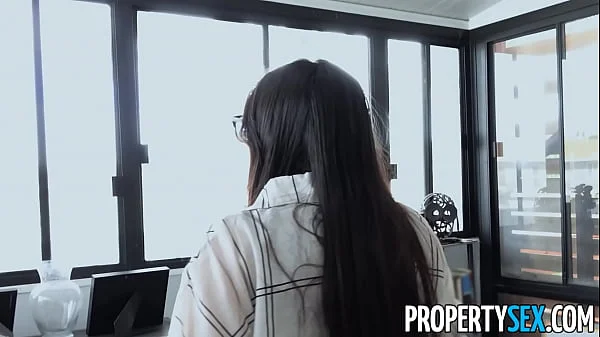 PropertySex Buyer Bangs Cute Real Estate Agent After Finally Purchasing Home