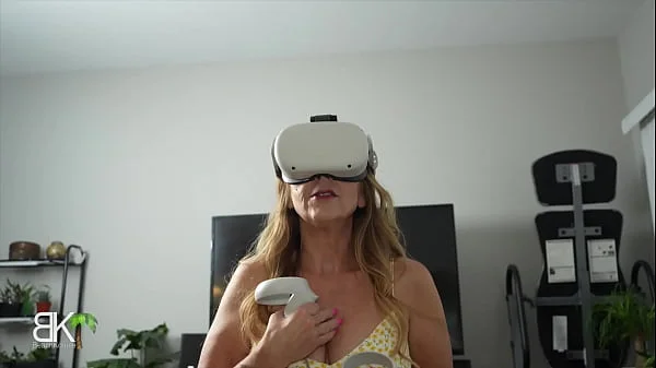 Dumb StepMom Tricked by VR Gamer StepSon - Scene 2of3