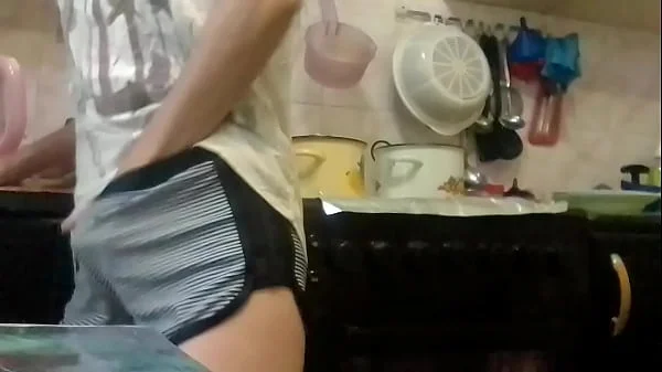 I masturbate in the kitchen while my parents are watching TV in the other room - Girls fly orgasm