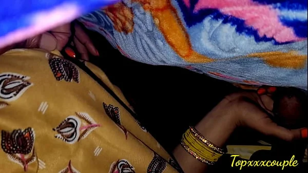 In winter, Hot bhabhi XXX fun in blanket.