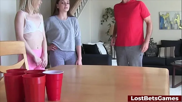 You never played a game of pong like this before!