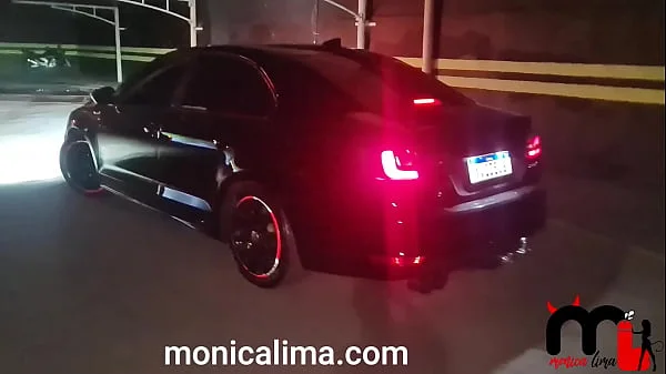 Após eu ganhar no racha de rua acabei parando em um estacionamento e para comemorar eu distribui buceta! (Toda Hora Sem Parar)