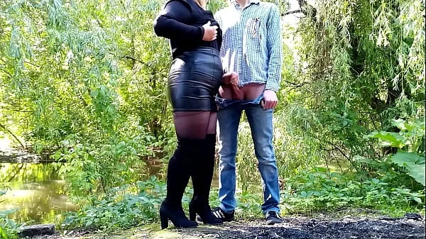 MILF milks cum outdoors for her sexy skirted ass