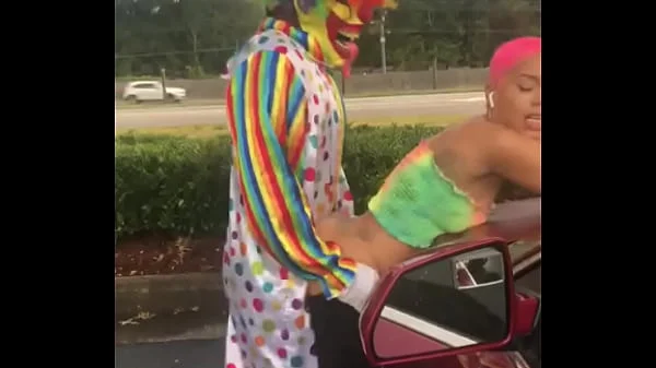 Gibby The Clown fucks Jasamine Banks outside in broad daylight