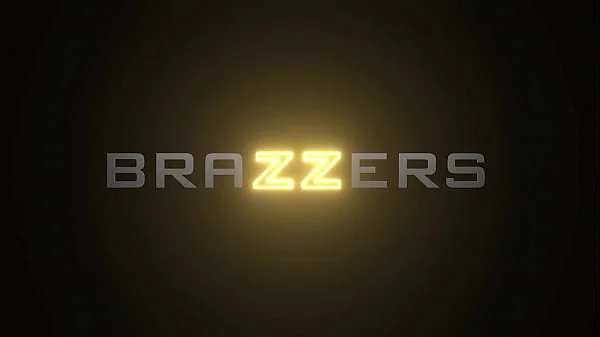 Your Holographic Dream Girl / Brazzers  / stream full from www.brazzers.promo/dream